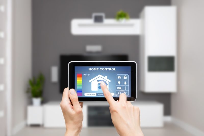 4 Advantages of a Smart Thermostat